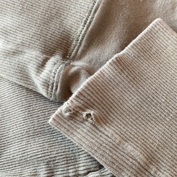 3 for $20 💜 GARAGE Zip Up Hoodie - Picture 4 of 7